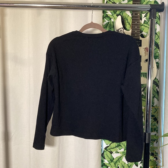 Cropped Ribbed Top - Picture 6 of 6